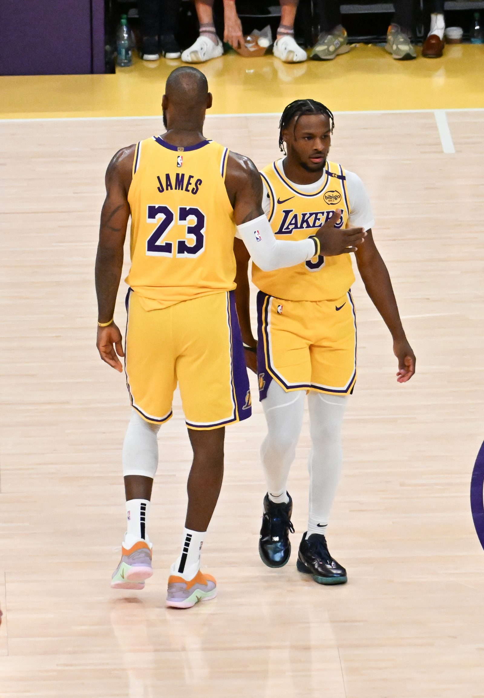 what-is-going-to-unravel-if-lakers-transfer-bronny-james-to-lebrons-subsequent-group