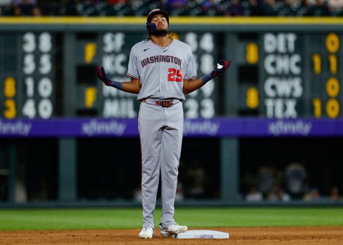 james-picket-breaks-the-rules-of-hitting