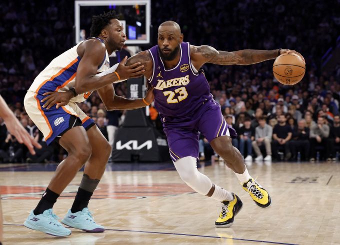 why-charles-barkley-believes-lebron-james-has-probability-to-surpass-michael-jordan-as-nbas-goat