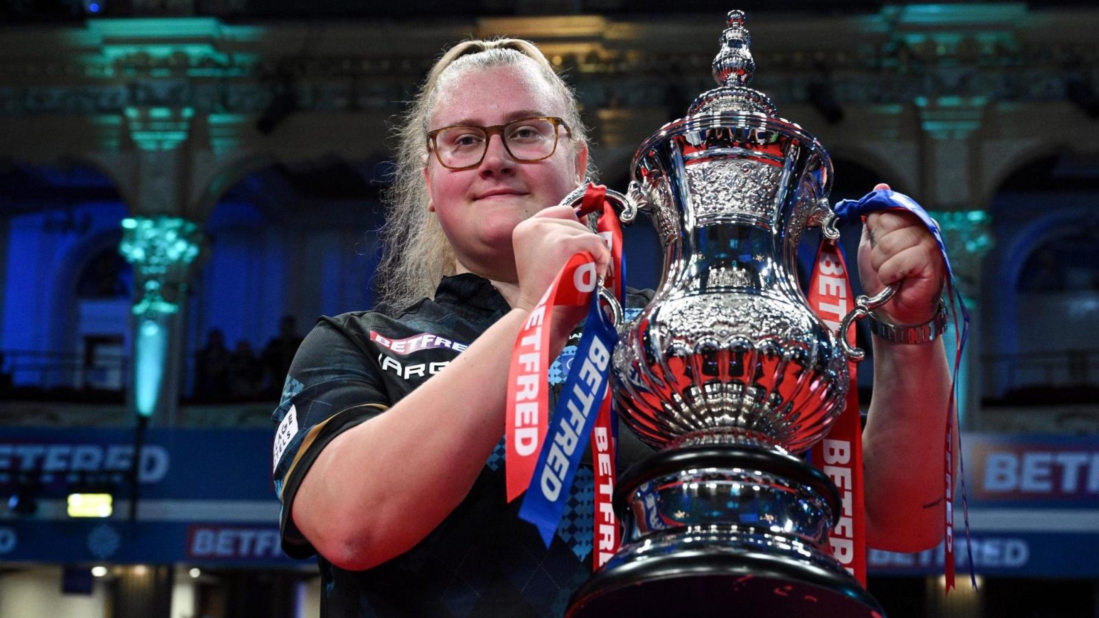 littler-wins-matchplay-and-smashes-taylor-constitute