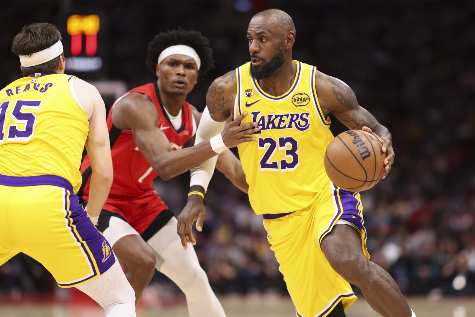 lebron-james-arrival-area-to-max-out-76ers-nationwide-tv-agenda