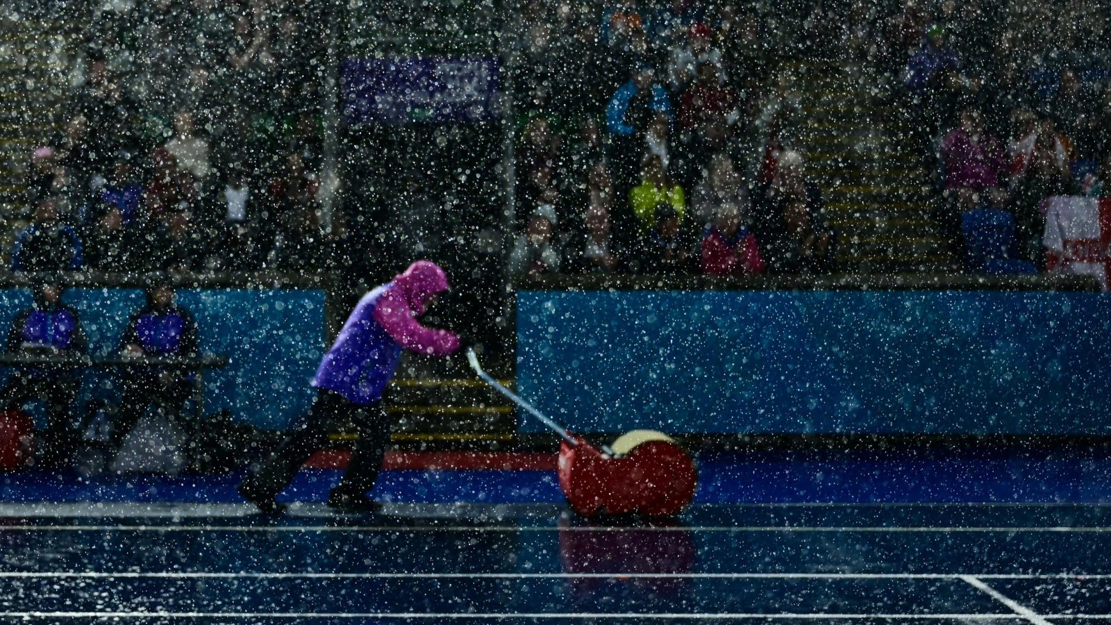 soggy-socks-&-a-slathering-of-deep-heat-–-rain-reasons-chaos-in-glasgow