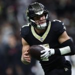 ‘swiss-army-knife’-taysom-hill-bids-farewell-to-distinctive-orleans-saints