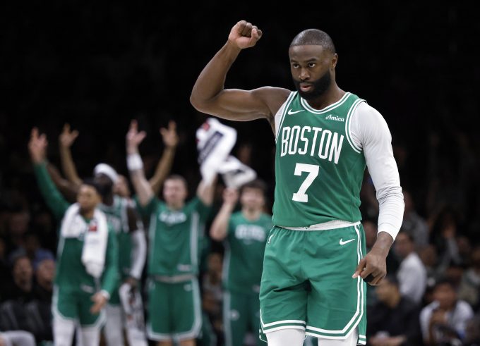 warriors-rumors:-golden-instruct-passed-on-jaylen-brown-amid-loss-of-self-belief