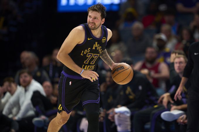 luka-doncic-to-host-whole-lakers-roster-in-slovenia-for-minicamp