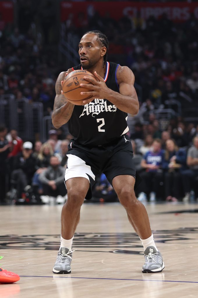 kawhi-leonards-raptors-long-run-printed-amid-ongoing-nba-investigation