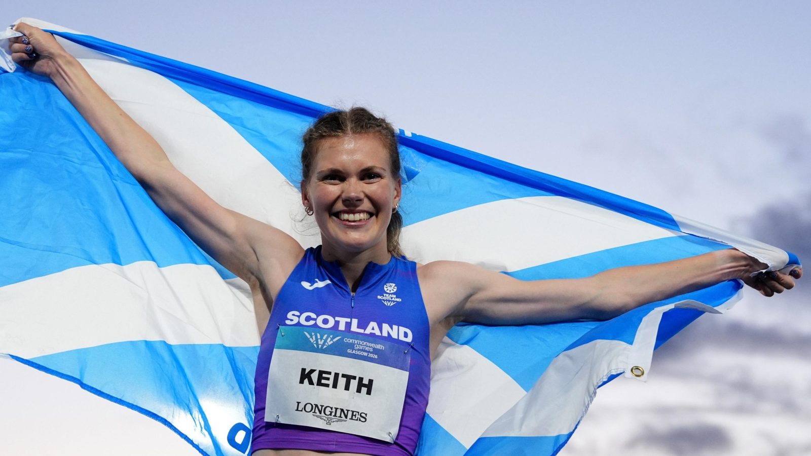 proud-keith-wins-bronze-in-entrance-of-100-one-year-extinct-grandad
