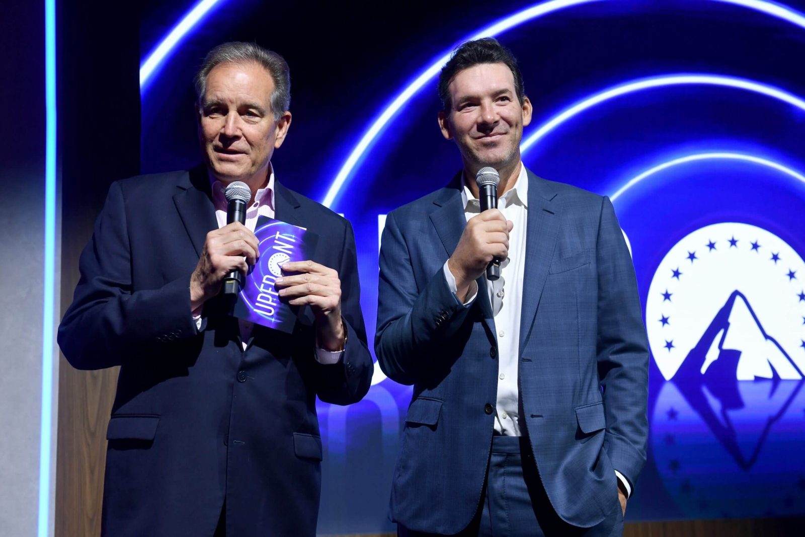 tony-romo,-cbs-at-a-breaking-stage-after-go-away:-worst-contract-in-media-historical-past