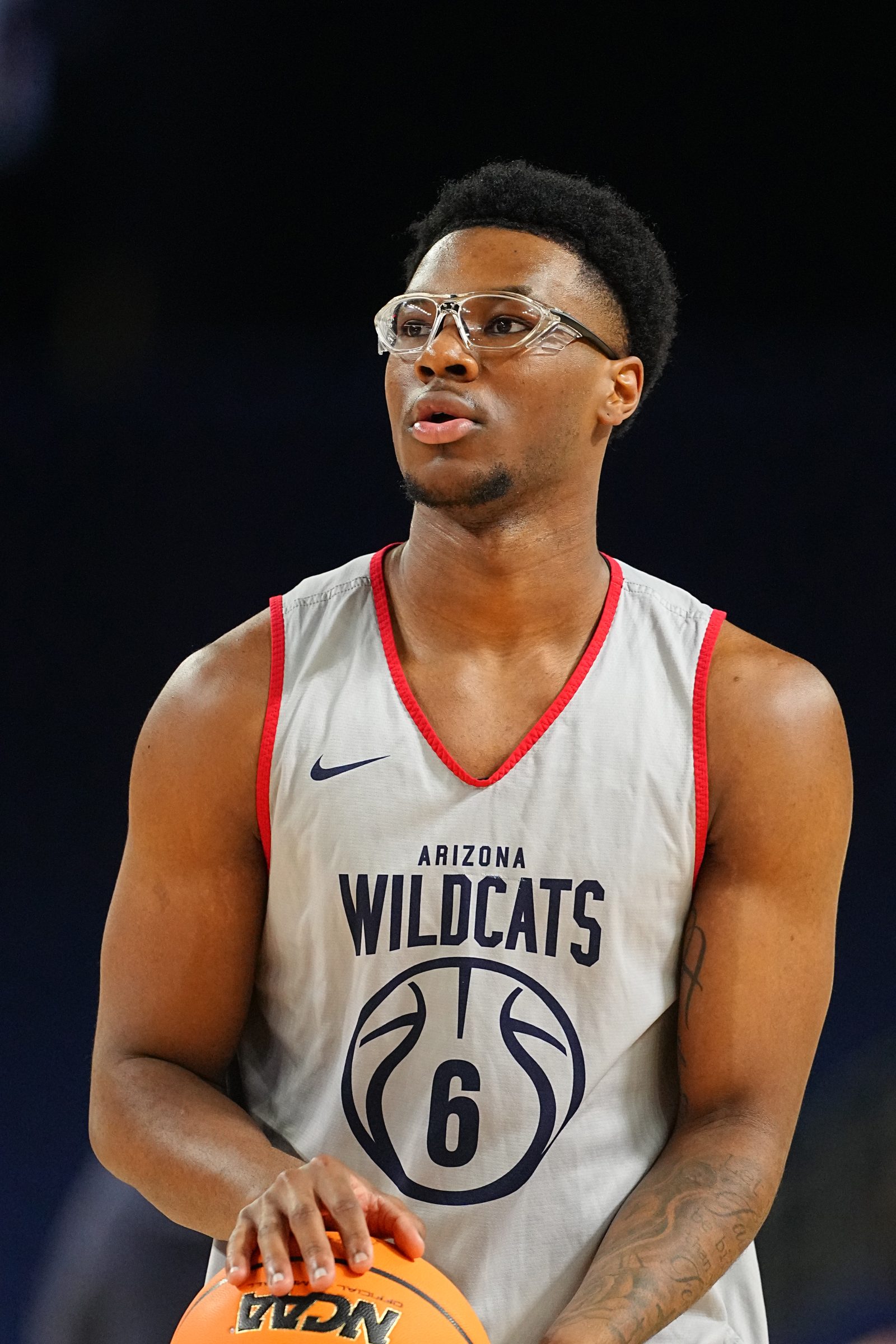 lebron-james-hypes-son-bryce-after-freshman-season-spent-on-bench:-locked-in!
