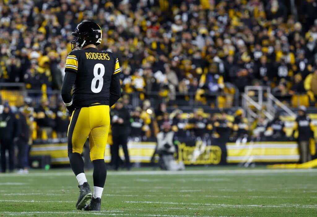 how-aaron-rodgers-opened-himself-up-for-this-season-of-reconciliation-and-reunion