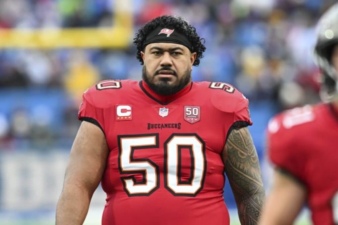 buccaneers-have-‘no-plans’-to-trade-vita-vea,-gm-jason-licht-says