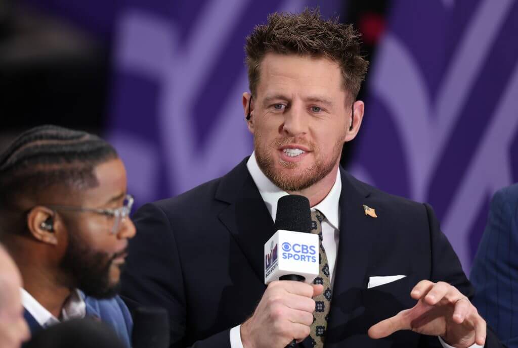 with-tony-romo-banished,-jj-watt-showed-flashes-in-audition-for-cbs’-no.-1-nfl-activity