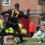 ‘massive-ludo’-–-trailblazing-keeper-who-became-west-ham-cult-come-to-a-decision