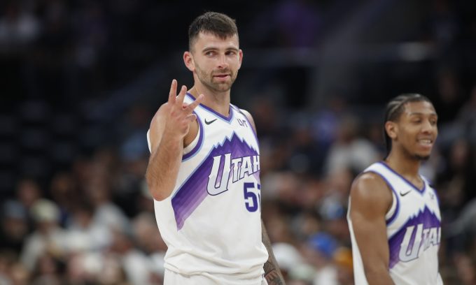 knicks-signing-john-konchar,-drew-eubanks-as-roster-try-against-gets-underway
