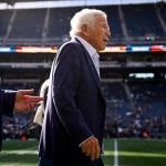 patriots-proprietor-robert-kraft-pledges-$2-million-donation-after-macklemore-outcry
